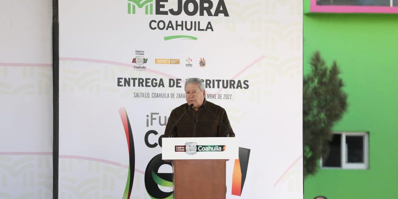 Tras cinco años, la familia Alonso consigue escrituras gracias al apoyo del Gobierno del Estado