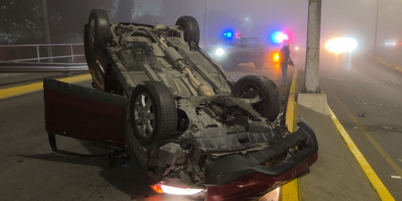 Saltillo: Niebla le quita visibilidad; terminó volcando
