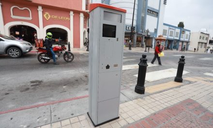 Comienzan a funcionar parquímetros digitales en Saltillo