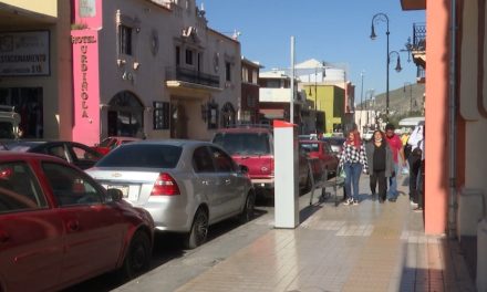 Invitan a vecinos del centro de Saltillo a tramitar permiso especial de estacionamiento