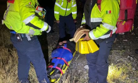 Saltillo: Embiste tren a mujer; fue trasladada a un hospital