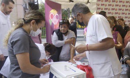 A vacunarse todos contra la influenza en Saltillo