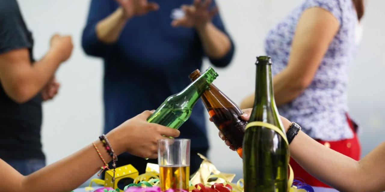 Exhortan a moderar el consumo de alcohol este Año Nuevo