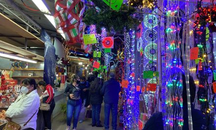 Repuntan ventas en Mercadito Navideño en Torreón