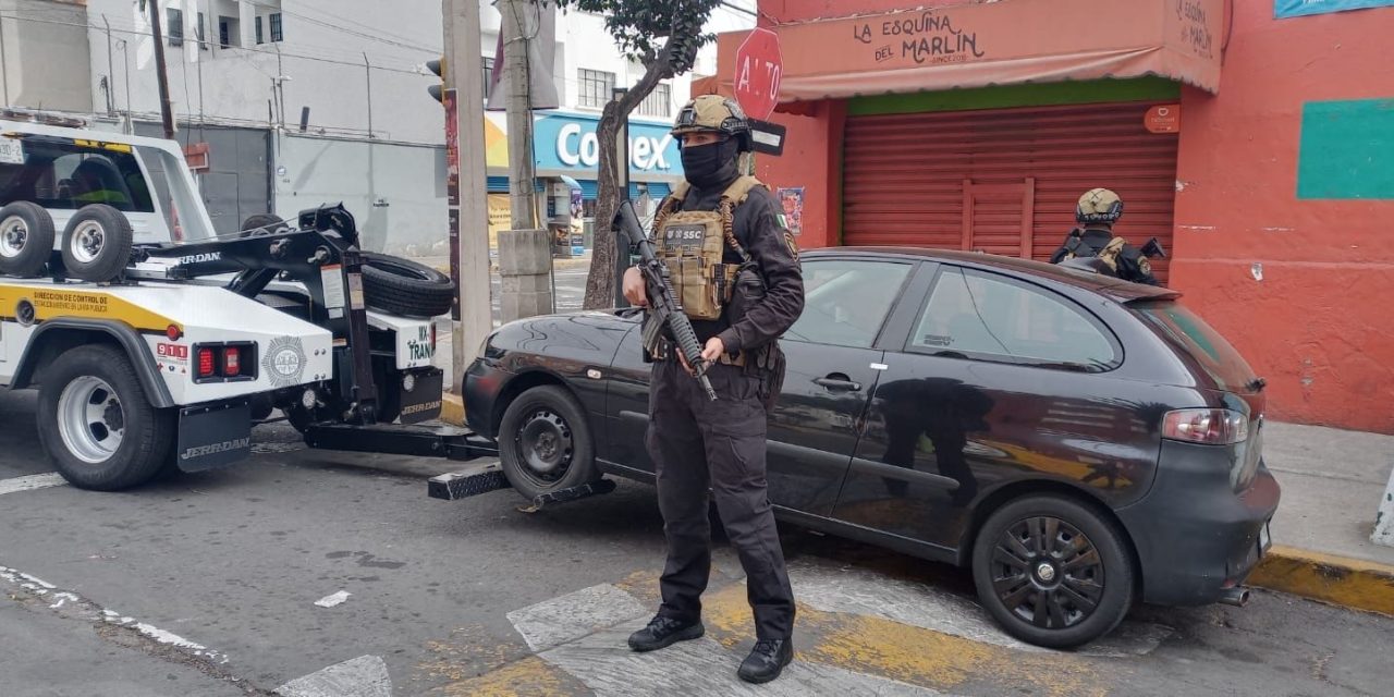 Aseguran vehículo involucrado en ataque armado contra Ciro Gómez Leyva