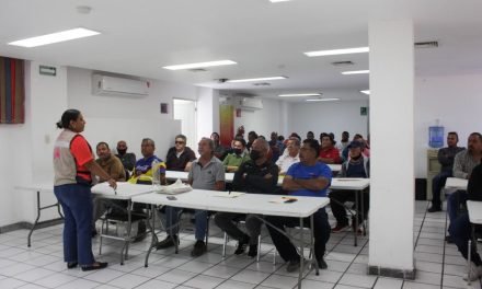 Capacitan a choferes contra violencia de género en Torreón