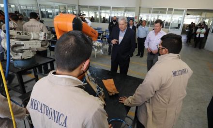 Saltillo es la ciudad del empleo: Chema Fraustro