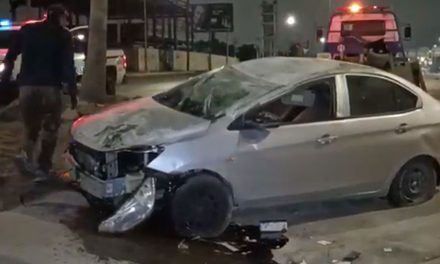 Saltillo: Acabó muy mal la noche de fiesta; volcó su auto cuando regresaba de una posada