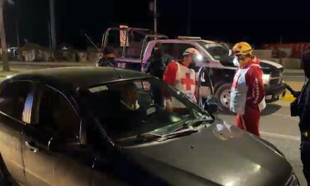 Saltillo: Chofer llevaba de pasajero a ladrón… intenta asaltarlo y lo apuñala