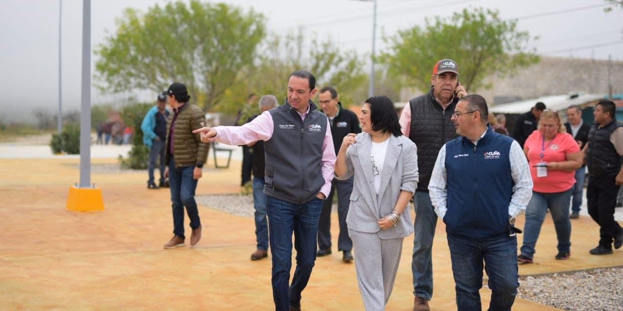 Entregan obras deportivas en La Ribera, en Acuña