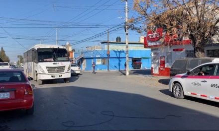 Saltillo: Camión se lleva cables y deja sin teléfono e internet en colonia Bellavista