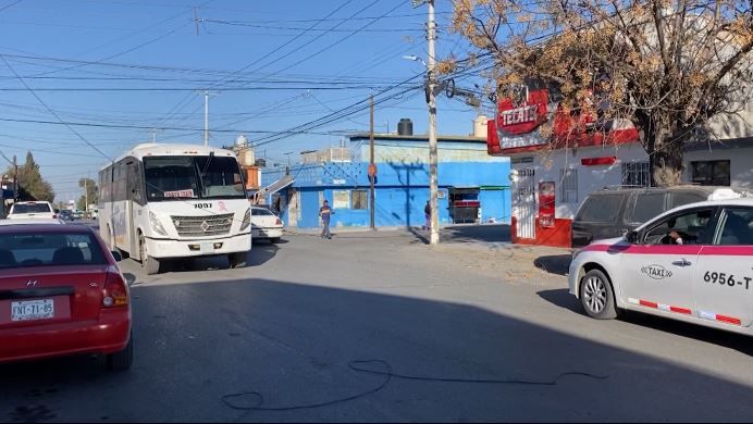 Saltillo: Camión se lleva cables y deja sin teléfono e internet en colonia Bellavista