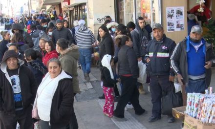 Saltillenses alistan su cena para Año Nuevo: ¿cuánto, qué y quién cocinará en Nochevieja?