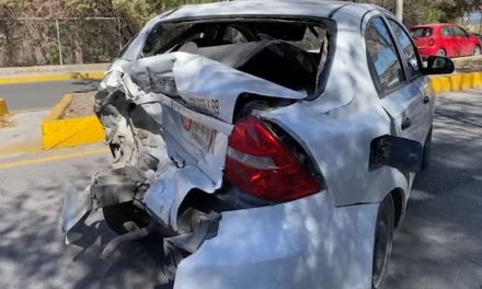 Saltillo: No guarda distancia y choca por alcance sobre periférico LEA