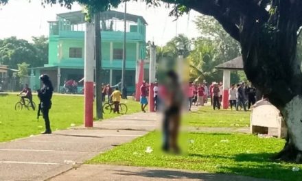 Video: Linchan y cuelgan a un presunto asesino en Tabasco