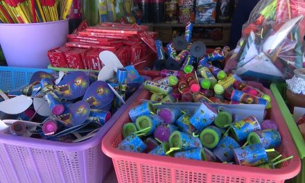 Esperan mayor venta para festejos de fin de año en la Feria del Cohete