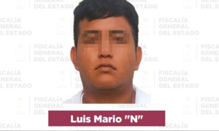 Padres entregan a su hijo por acabar con la vida de su esposa embarazada en Tabasco