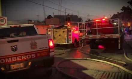 Saltillo: Fue una veladora la que provocó incendio y causó la muerte de cuatro personas