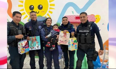 Nadie acude a celebrar el cumpleaños de Mateo: Policía de Saltillo le llevan regalos