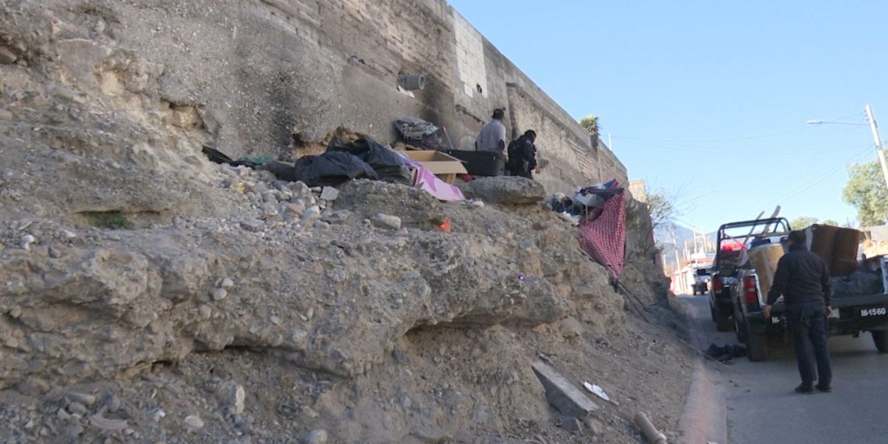 Policia desmantela campamento improvisado de migrantes en Saltillo