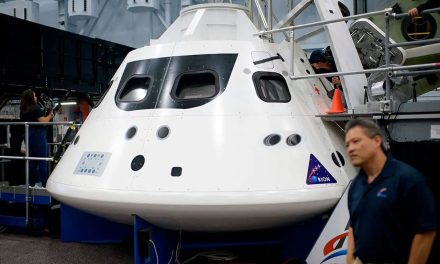 Aterriza la nave Orión tras misión Artemis no tripulada a la Luna