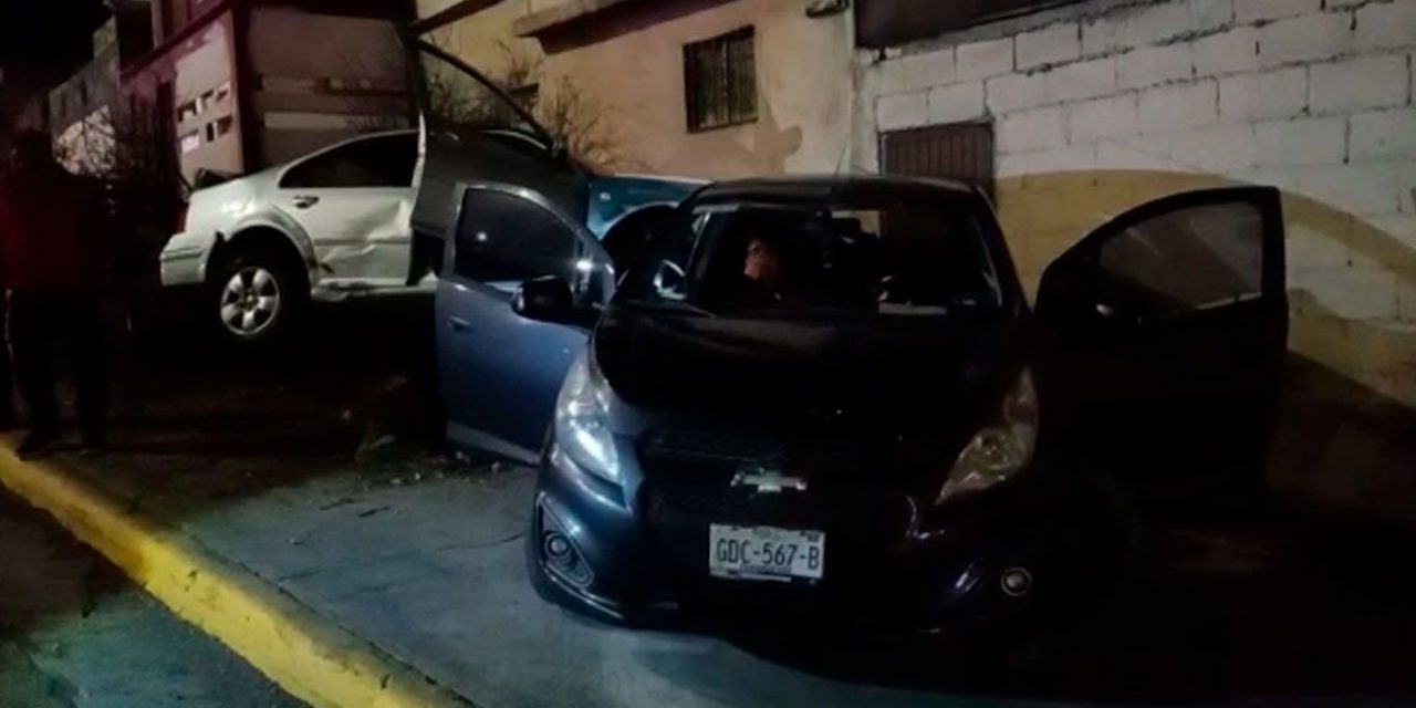 Saltillo: Pierde el control de su vehículo y choca en LEA