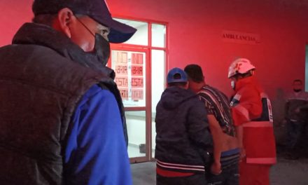 Saltillo: Hombre intenta proteger a su novia y recibe puñalada por la espalda