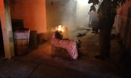 Hombre sufre quemaduras al incendiar su domicilio en Parras