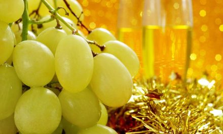 Comerciantes saltillenses incrementan el precio de las uvas hasta en un 50 por ciento