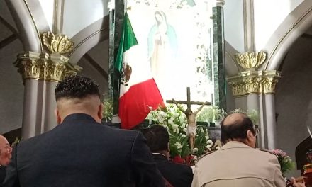 ¡La Virgen de Guadalupe está de fiesta! Cientos de fieles saltillenses le cantan las mañanitas