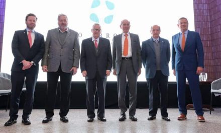 Celebra Chema Fraustro reconocimiento por calidad del agua en Saltillo