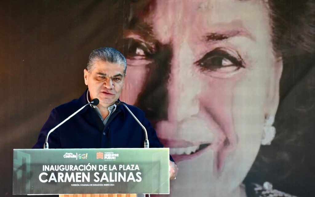Inauguran plaza pública en honor a Carmen Salinas en Torreón