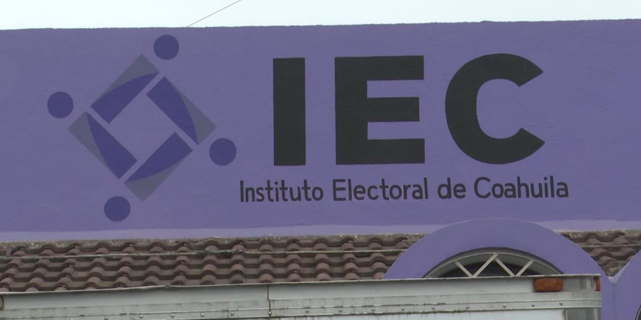 Piden que devuelva el dinero Gabriela de León, expresidenta del IEC