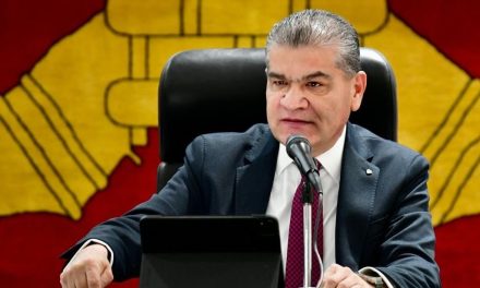 Presenta MARS Modelo Coahuila de seguridad a estudiantes de Maestría del Colegio de la Sedena