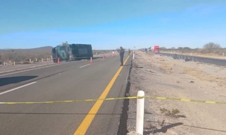 Identifican cuerpos de personas fallecidas en la autopista Torreón