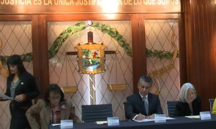 El acecho será un delito en Coahuila