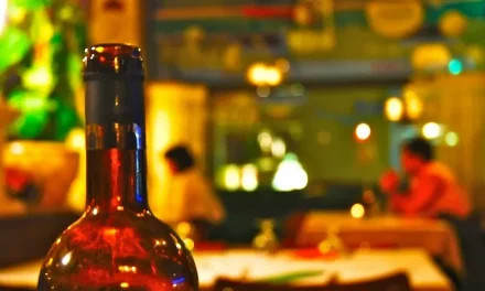 Aumenta consumo de alcohol en mujeres: depresión y ansiedad, algunas causas