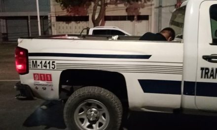 Choque en el centro de Saltillo terminó en golpiza y detenidos