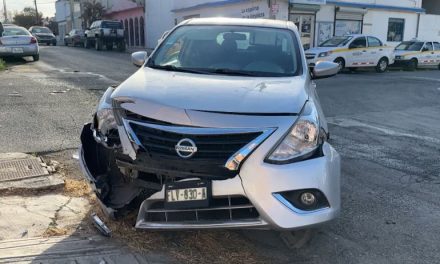 Provoca choque por ignorar alto en colonia Provivienda de Saltillo
