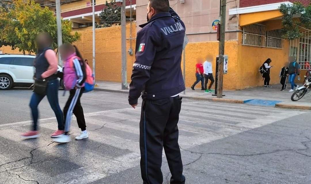 Regreso a clases: Implementan operativo en zonas escolares de Torreón