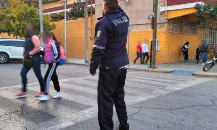 Regreso a clases: Implementan operativo en zonas escolares de Torreón