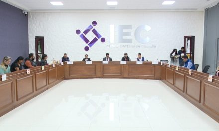 IEC ratifica convenio con INE