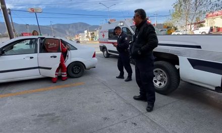 Saltillo: Se queda sin frenos e impacta negocio de la colonia Nuevo Mirasierra