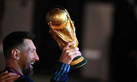 Messi quería que Maradona le entregara la copa del mundo