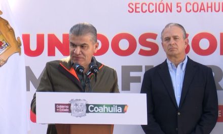 Acuerdan trabajar juntos por la educación; Riquelme acude a partir rosca en sección cinco