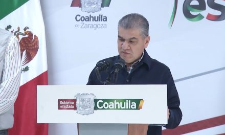 Gobernador Riquelme da espaldarazo a Manolo Jiménez Salinas