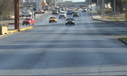 Automovilistas piden carriles visibles en Paseo de la Reforma de Saltillo