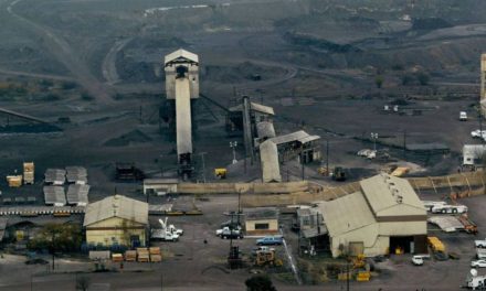 Adeudan pago a proveedores de rescate en Pasta de Conchos