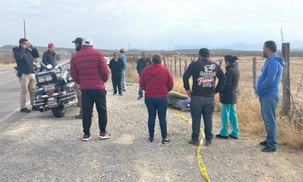 Motociclista pierde la vida al caer por alta velocidad en Ramos Arizpe