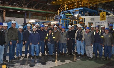 Obreros de AHMSA buscan otras empresas